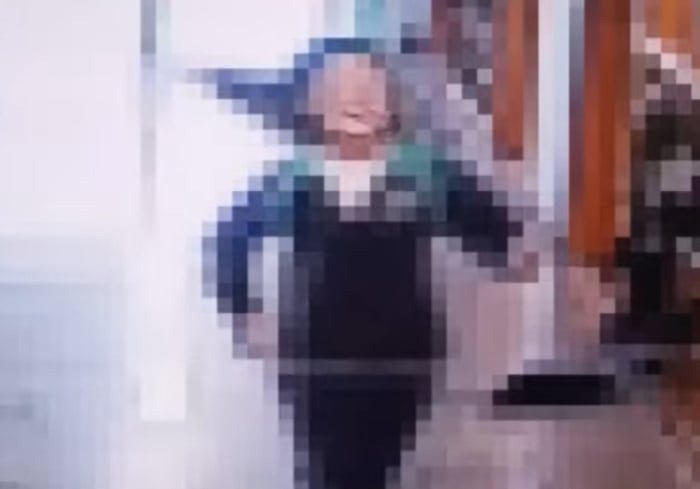 "화장실 훔쳐봐" 여중생이 누명 씌워…CCTV 찍힌 웃음 '소름' | 인스티즈