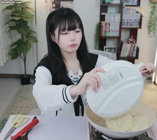 두쫀쿠 직접 만들어서먹는 김츠유.gif | 인스티즈