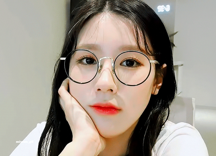 최근 (여자)아이들 미연.gif | 인스티즈