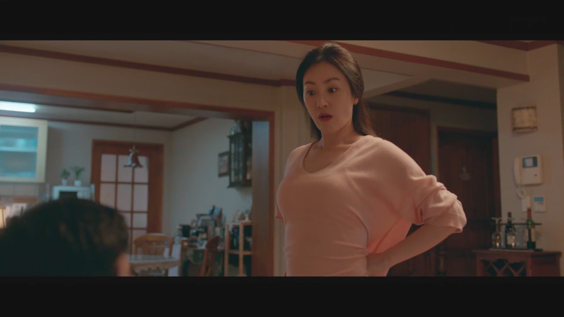 몸매 자랑하는 배우 오나라 | 인스티즈