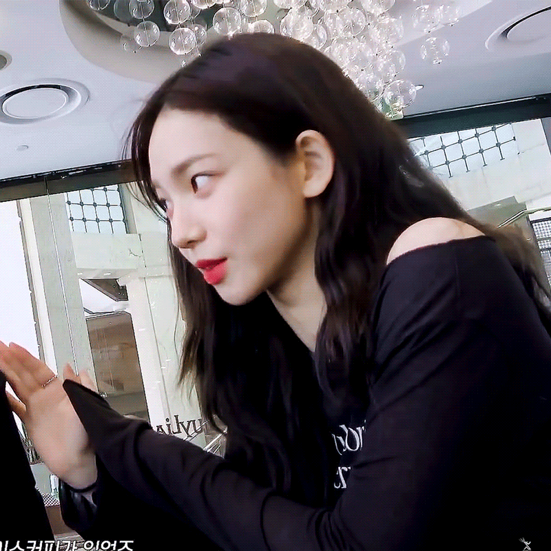 (스압)은근 귀여운 카리나.gif | 인스티즈