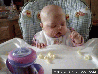 과자먹는 아기 | 인스티즈