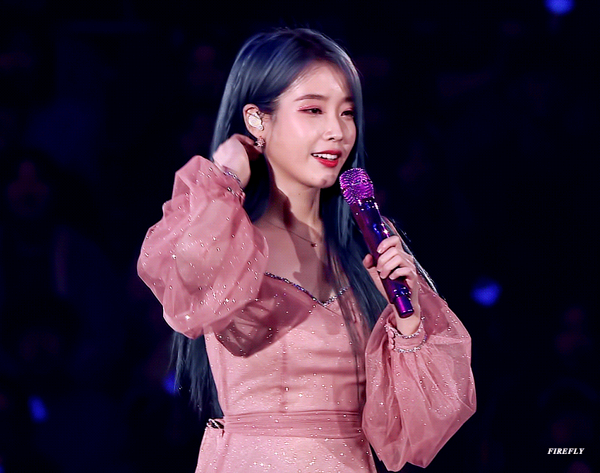 파랑머리 아이유.gif | 인스티즈