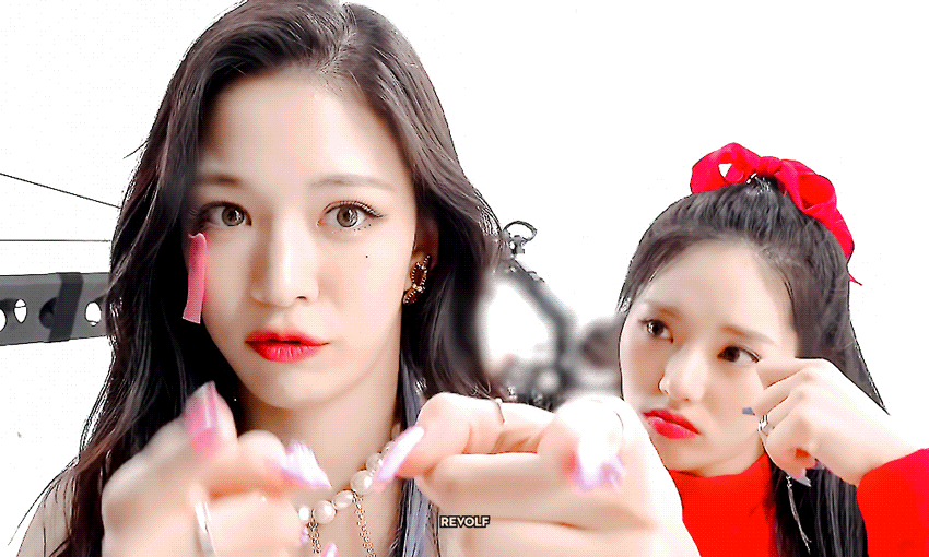 (스압)얼굴도 몸매도 이쁜 프로미스나인 이채영.jpgif | 인스티즈