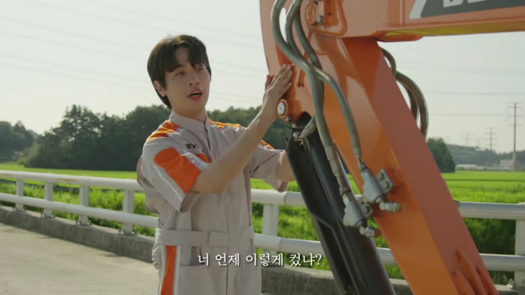 배우 박정민이 찍은 HD현대 굴착기 광고 '내 땅강아지, 대발이' | 인스티즈