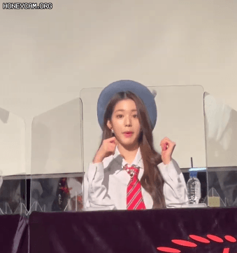 오늘 하루 힘들었던 팬에게 소갈비찜 먹으라는 아이브 장원영 | 인스티즈