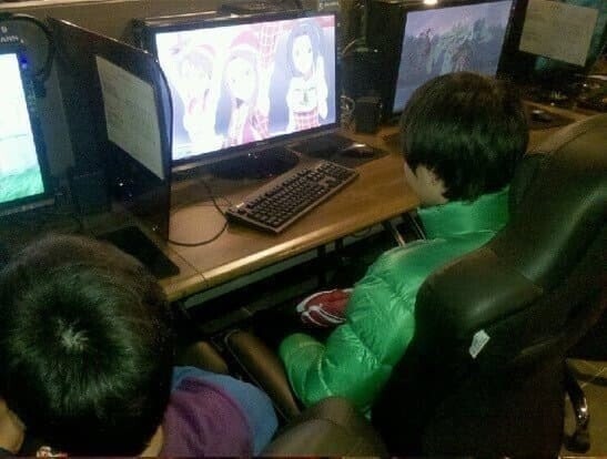 싱글벙글 요즘세대 PC방 잼민이들.JPG | 인스티즈
