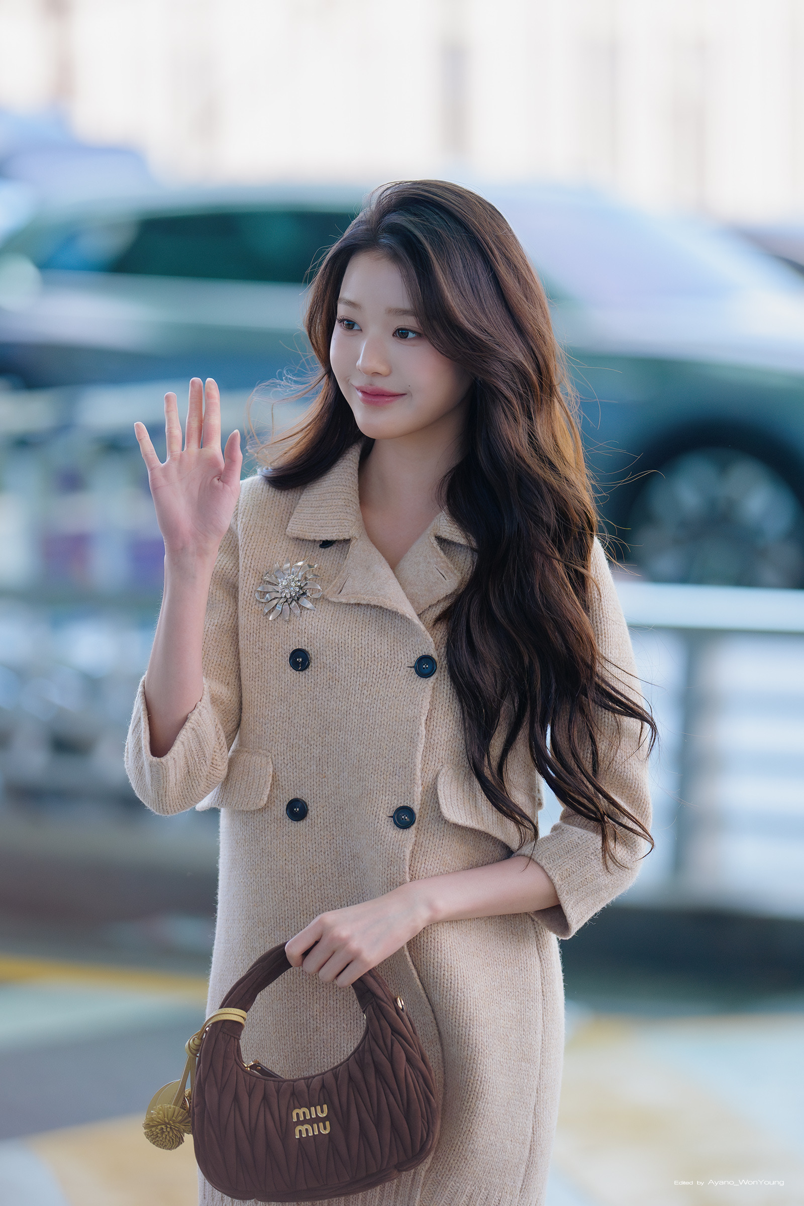 오늘자 아이브 장원영 공항 출국 고화질 짤 | 인스티즈