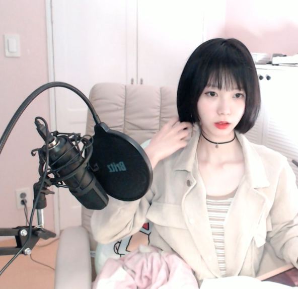 진주몬 피셜, 사람들에게 호불호 갈린다는 14kg 벌크업 버전.gif | 인스티즈