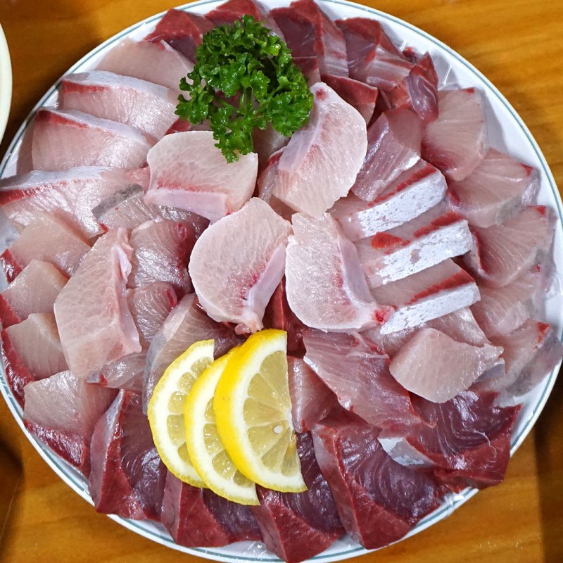 슬슬 사람들 앞에 등장할 준비하고 있는 녀석..JPG | 인스티즈