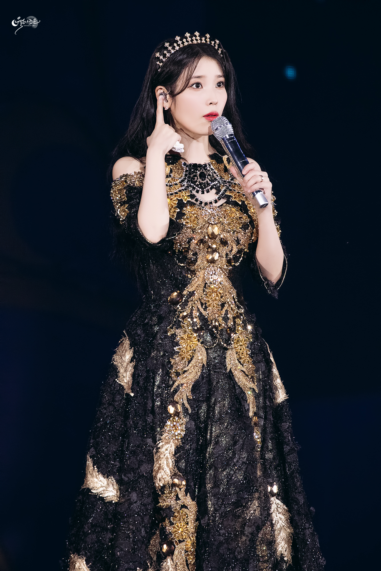아이유:2022년에 콘서트 2번밖에 안했으니 내년에른 본격적으로 달린다! | 인스티즈