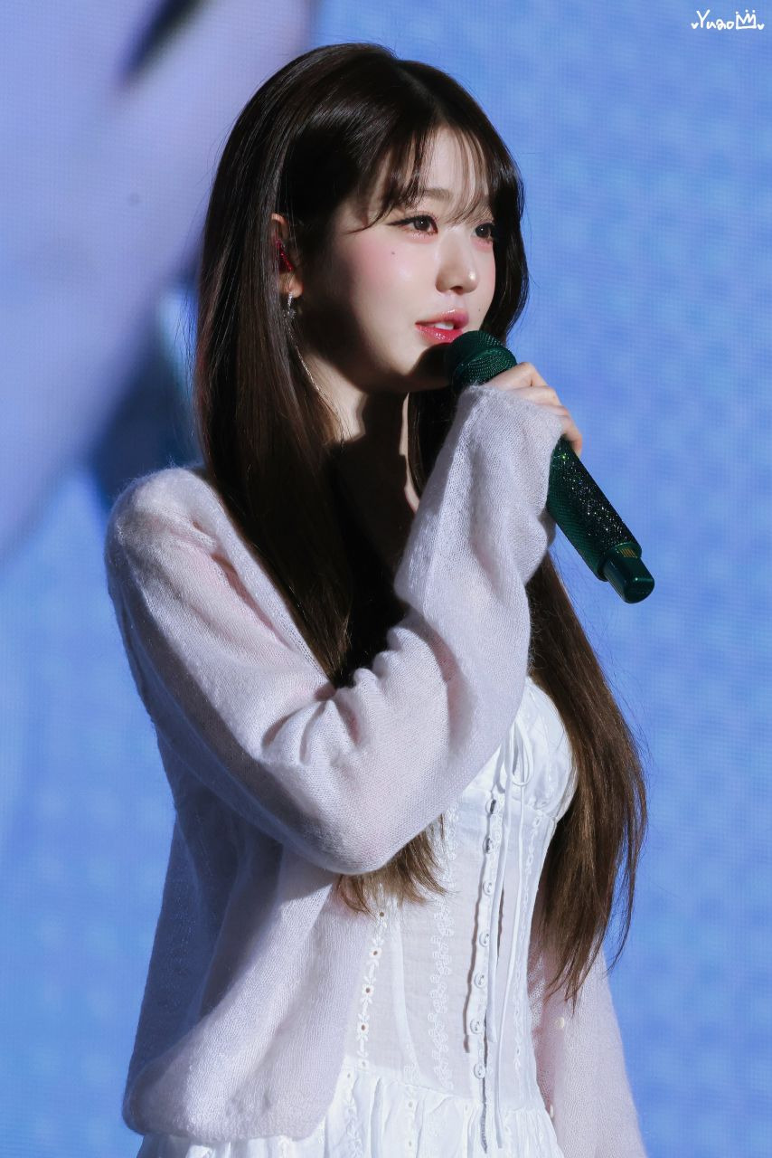 비주얼 살벌하다는 어제자 아이브 장원영 | 인스티즈