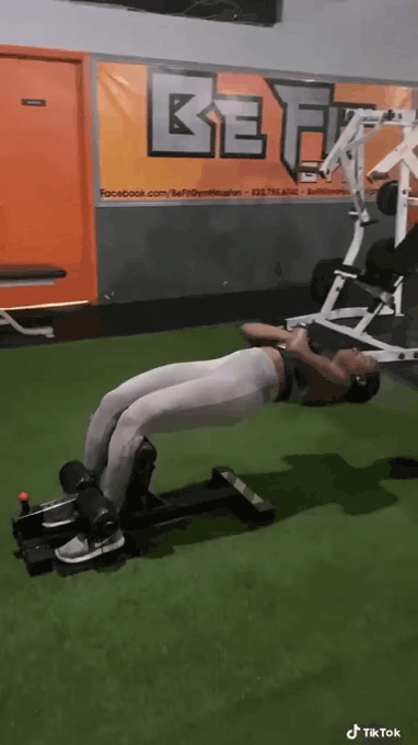 살짝 힘들어보이는 운동 | 인스티즈