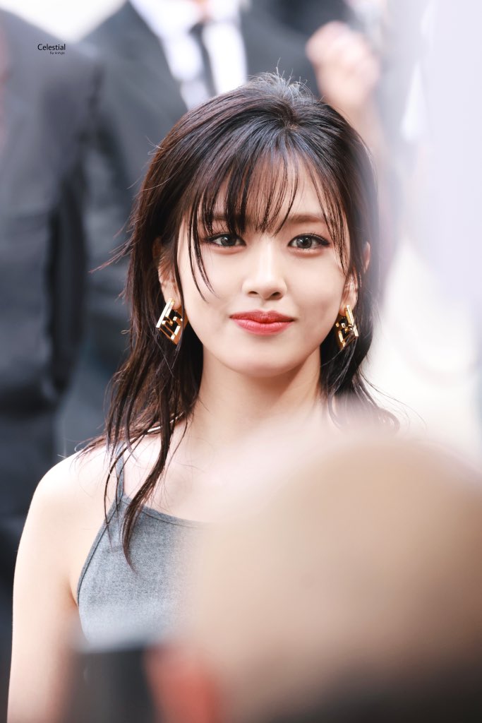 빛이나는 안유진.jpg | 인스티즈