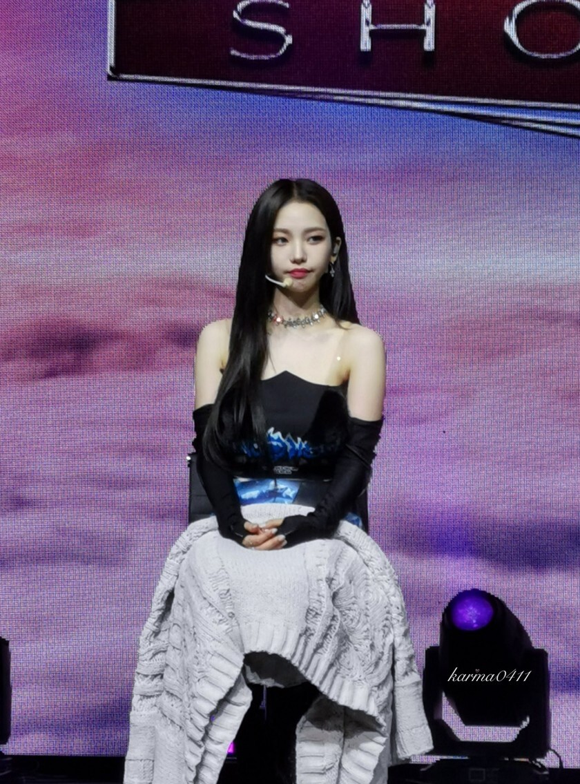 오프숄더 비주얼 에스파 카리나 .jpgif | 인스티즈