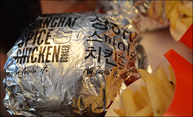 맥도날드 상하이 스파이스 버거 근황.jpg | 인스티즈