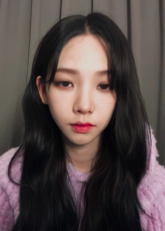 인스타 라이브하는 카리나.gif | 인스티즈