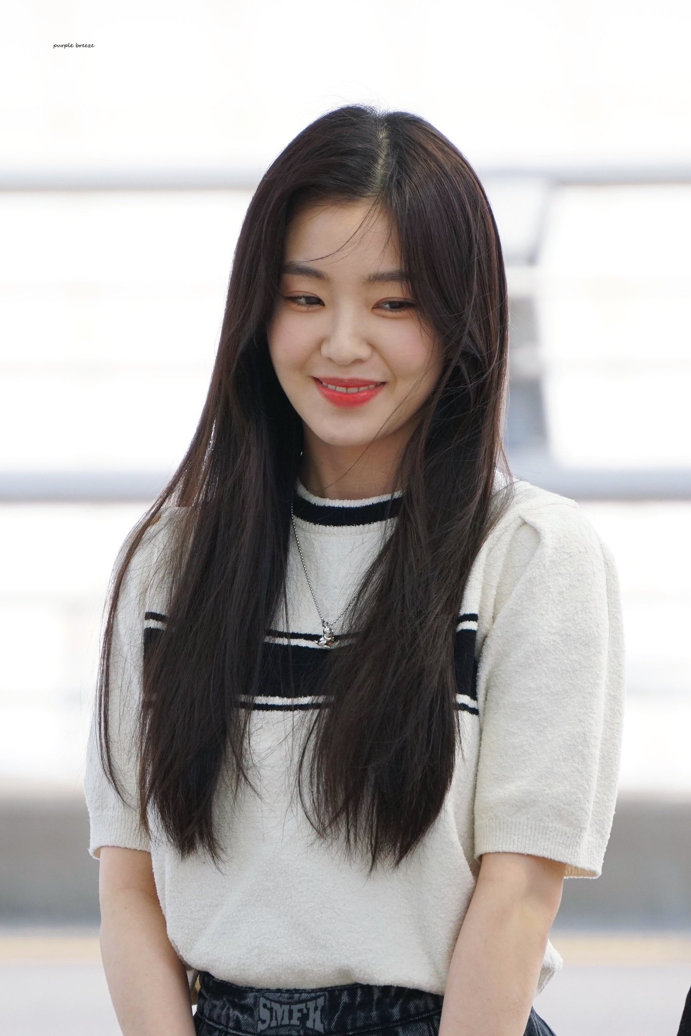 최근 공항 출국하는 아이린.jpgif | 인스티즈
