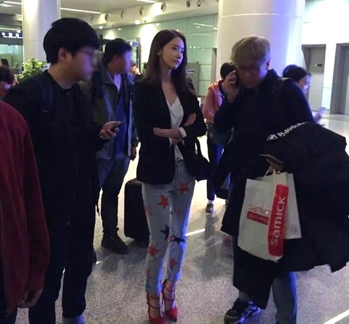 폰카로 찍은 아이돌들.jpg | 인스티즈