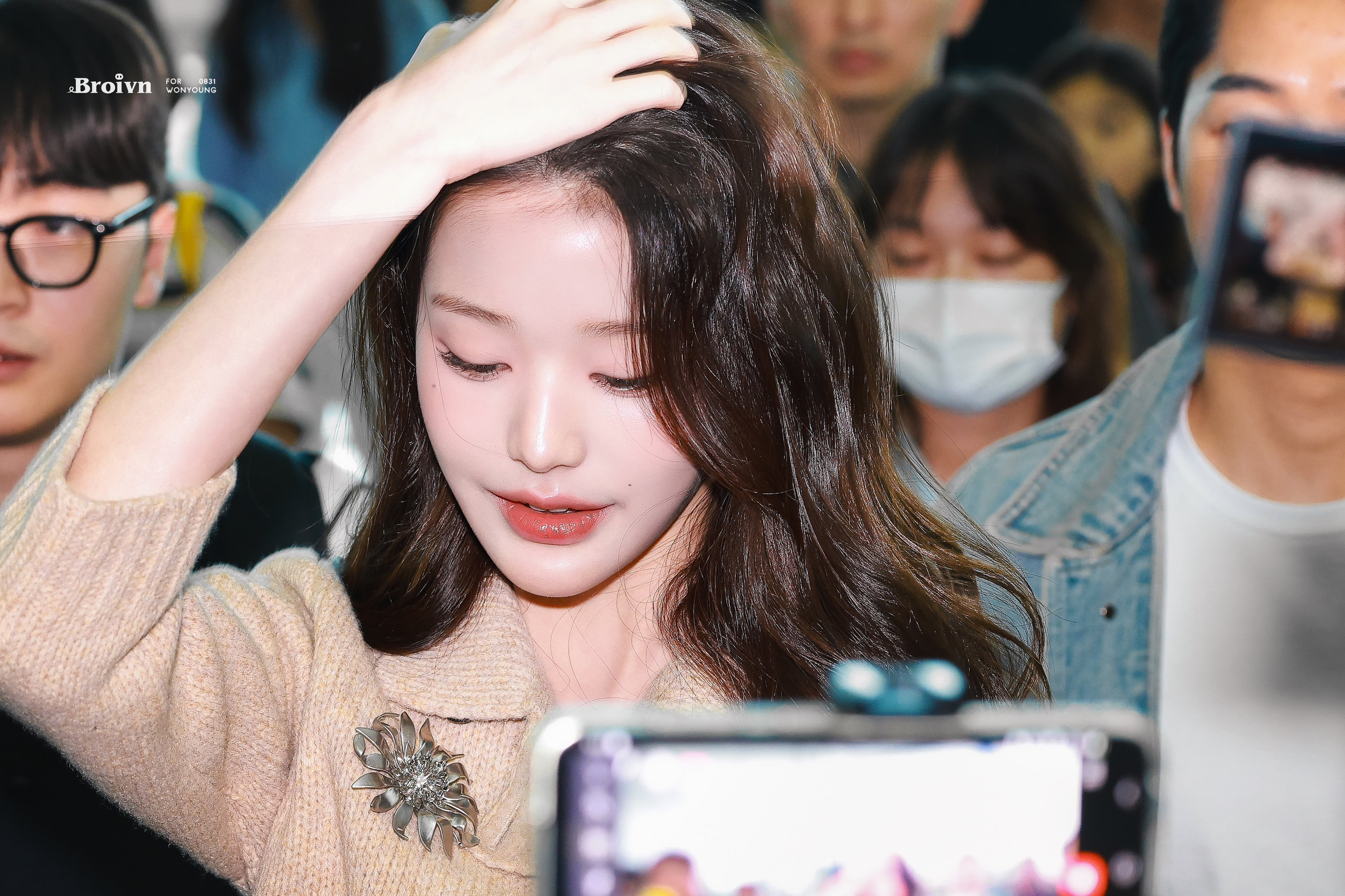 오늘자 아이브 장원영 공항 출국 고화질 짤 | 인스티즈