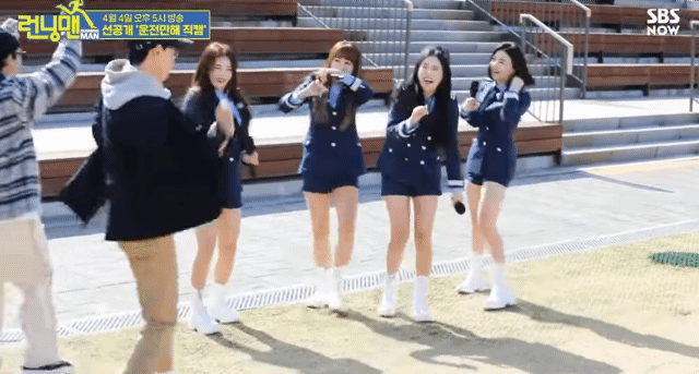 런닝맨, 브레이브걸스 운전만해.gif | 인스티즈