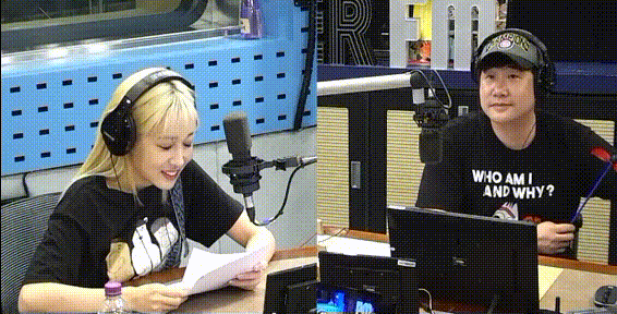배텐 첫 생방송에서 역대급 대참사를 기록한 러블리즈 지애(부제 : 포크의 복수) | 인스티즈