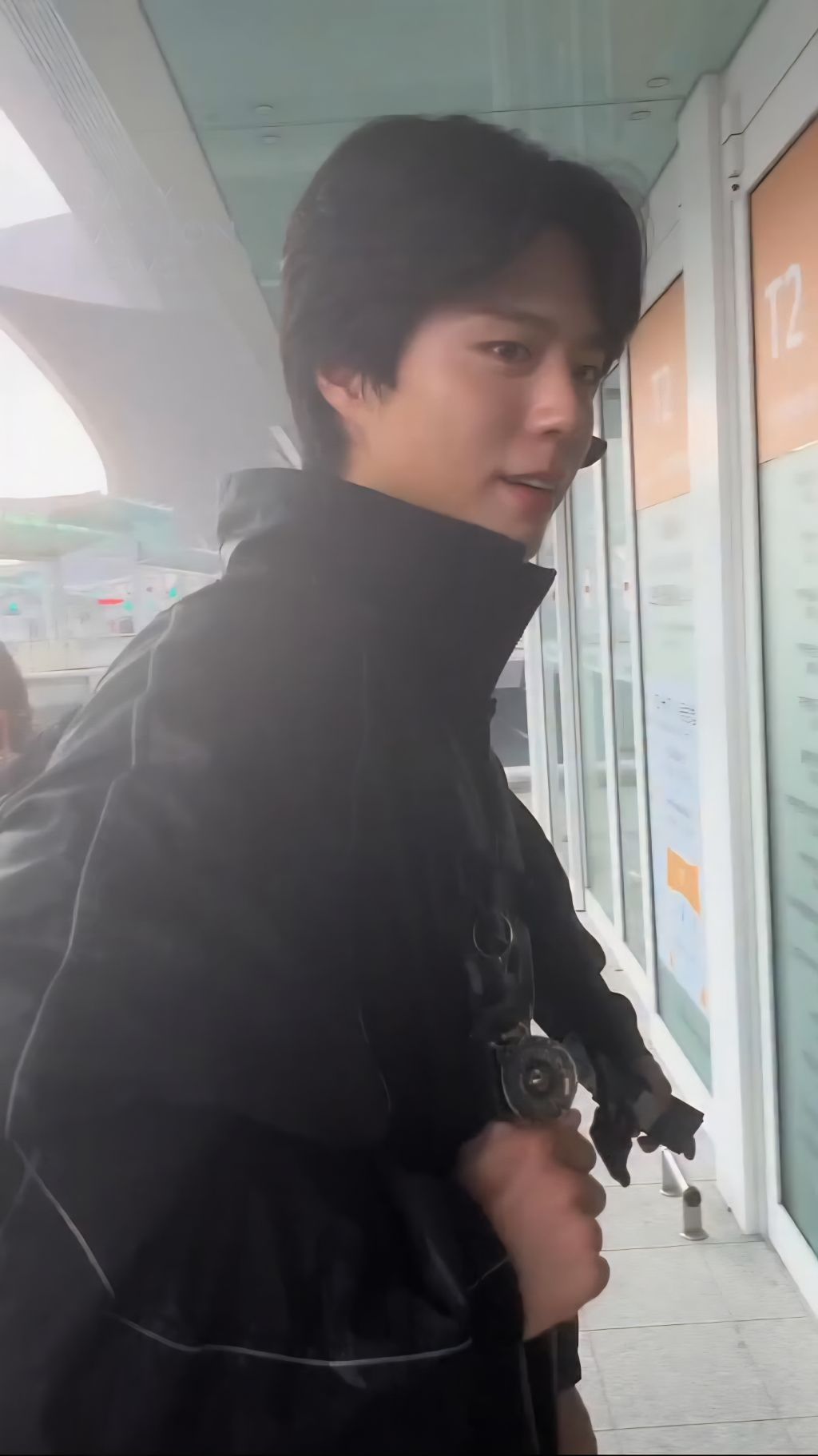 오전 7시반 경의선에서 볼수있는 후줄근함..jpg | 인스티즈