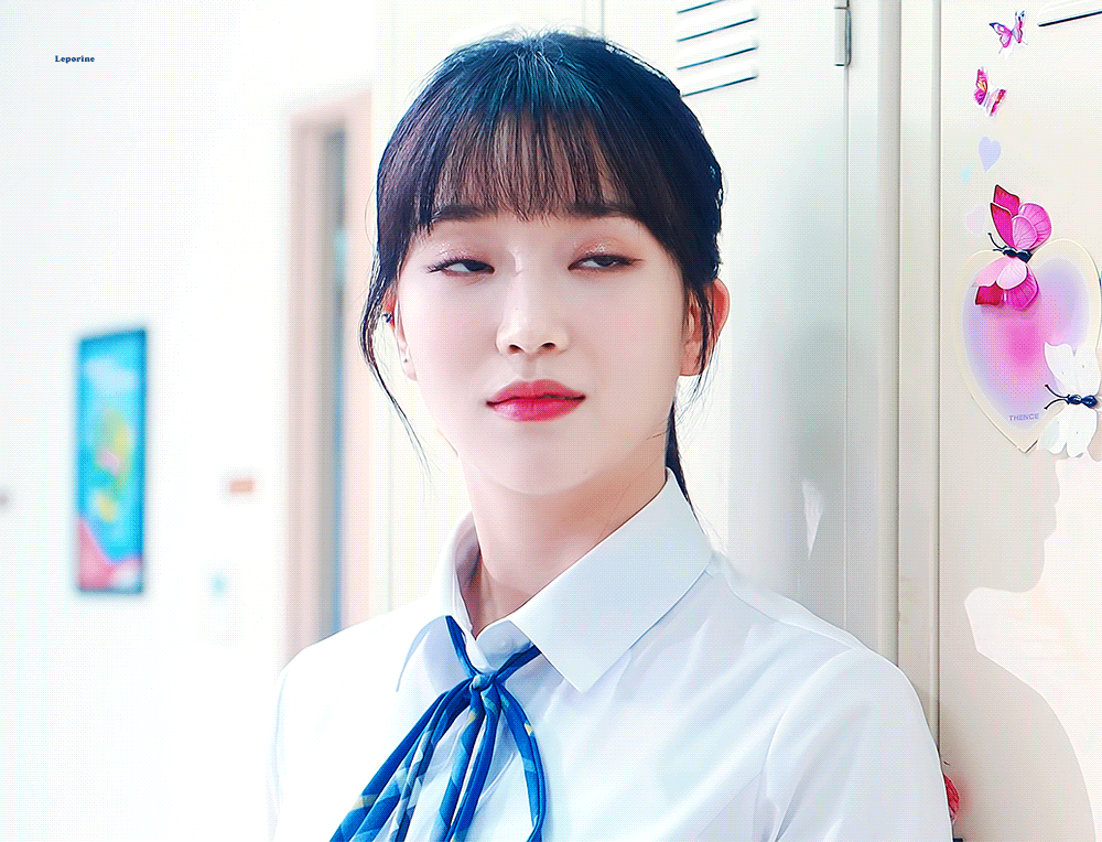 4세대 아이돌 걸그룹들의 비주얼 멤버 쓰리톱 삼각편대 .gif | 인스티즈