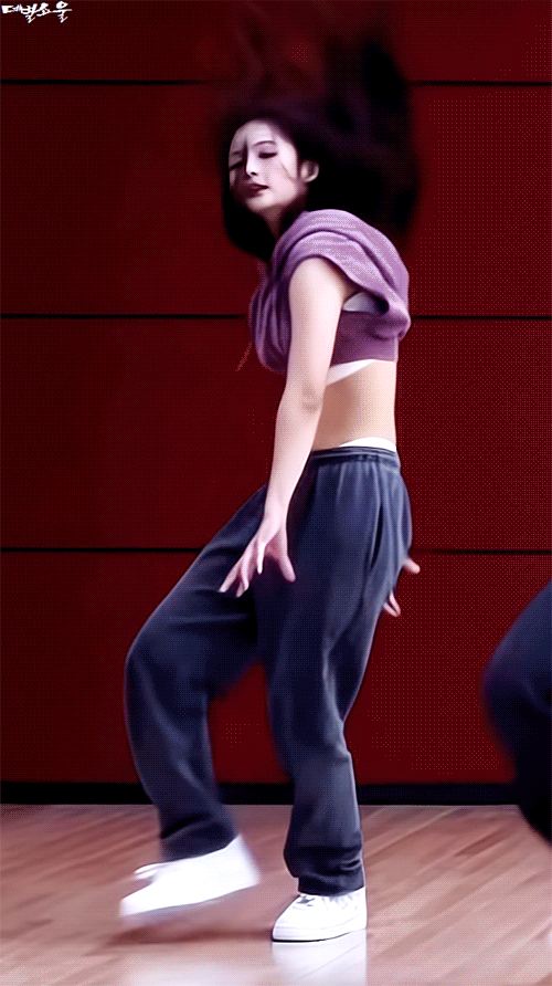 연습중인 엔믹스 설윤.GIF | 인스티즈