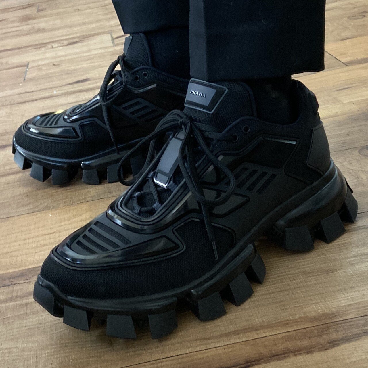 프라다 클라우드버스트 썬더 | 인스티즈