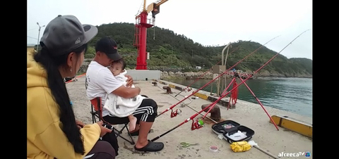 낚시하다 아이가 물에 빠졌단 소리를 들은 인터넷 방송인.JPG | 인스티즈