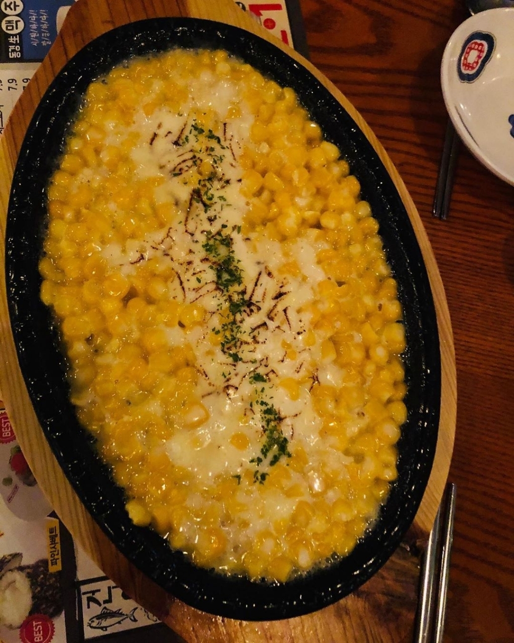 식당에서 나오는 철판 옥수수콘치즈......jpg | 인스티즈