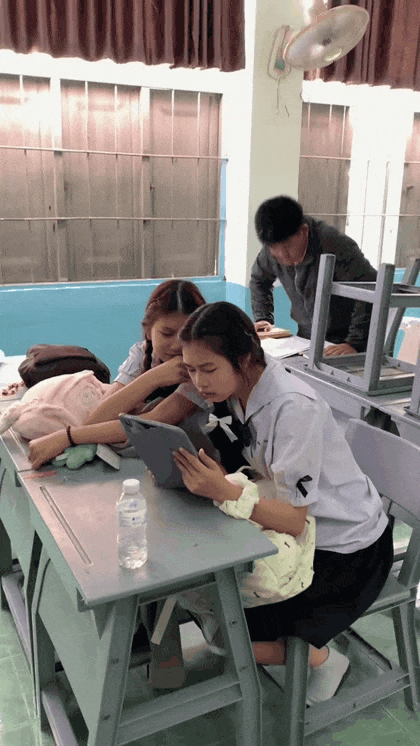 자기가 정소민을 닮았다고 주장하는 태국 소녀 | 인스티즈