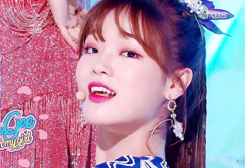 쌍꺼풀 없는 무쌍 여자 아이돌 걸그룹 멤버들 중 최애는?.gif | 인스티즈