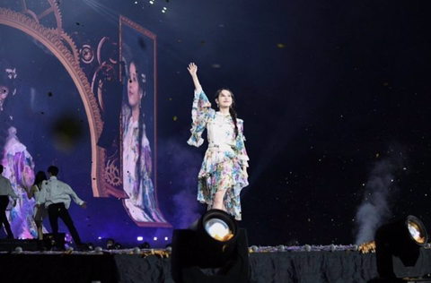 오직 아이유만 가능한 대기록.jpg | 인스티즈