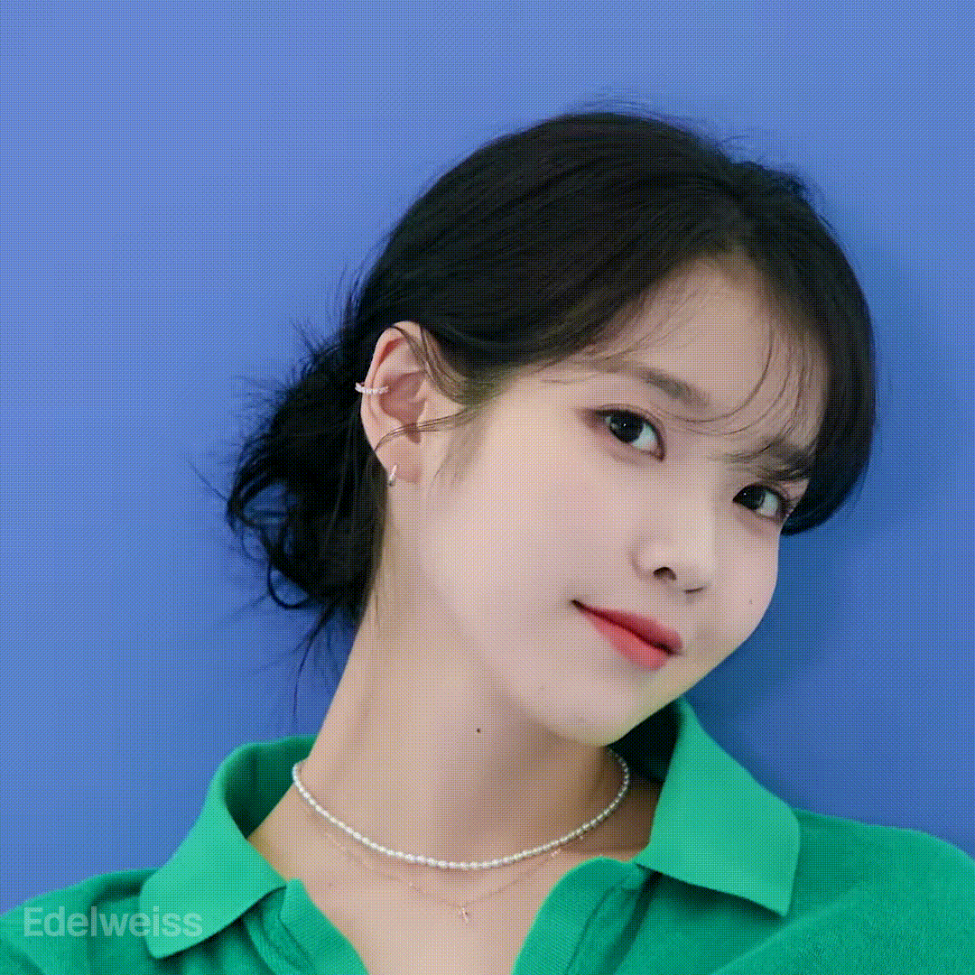 아이유 여름화보 근황.gif | 인스티즈