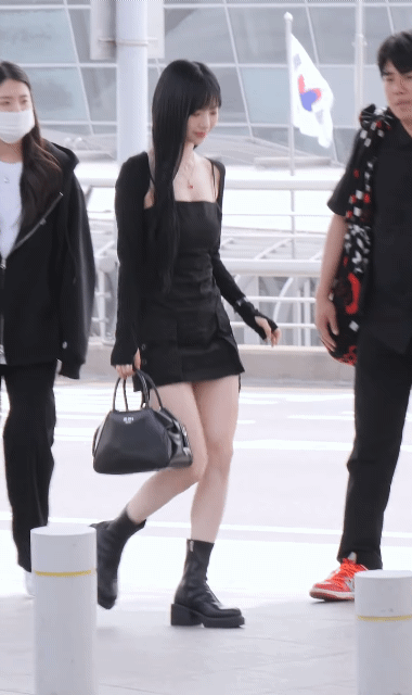 카리나랑 해외 여행가는 남친시점.gif | 인스티즈