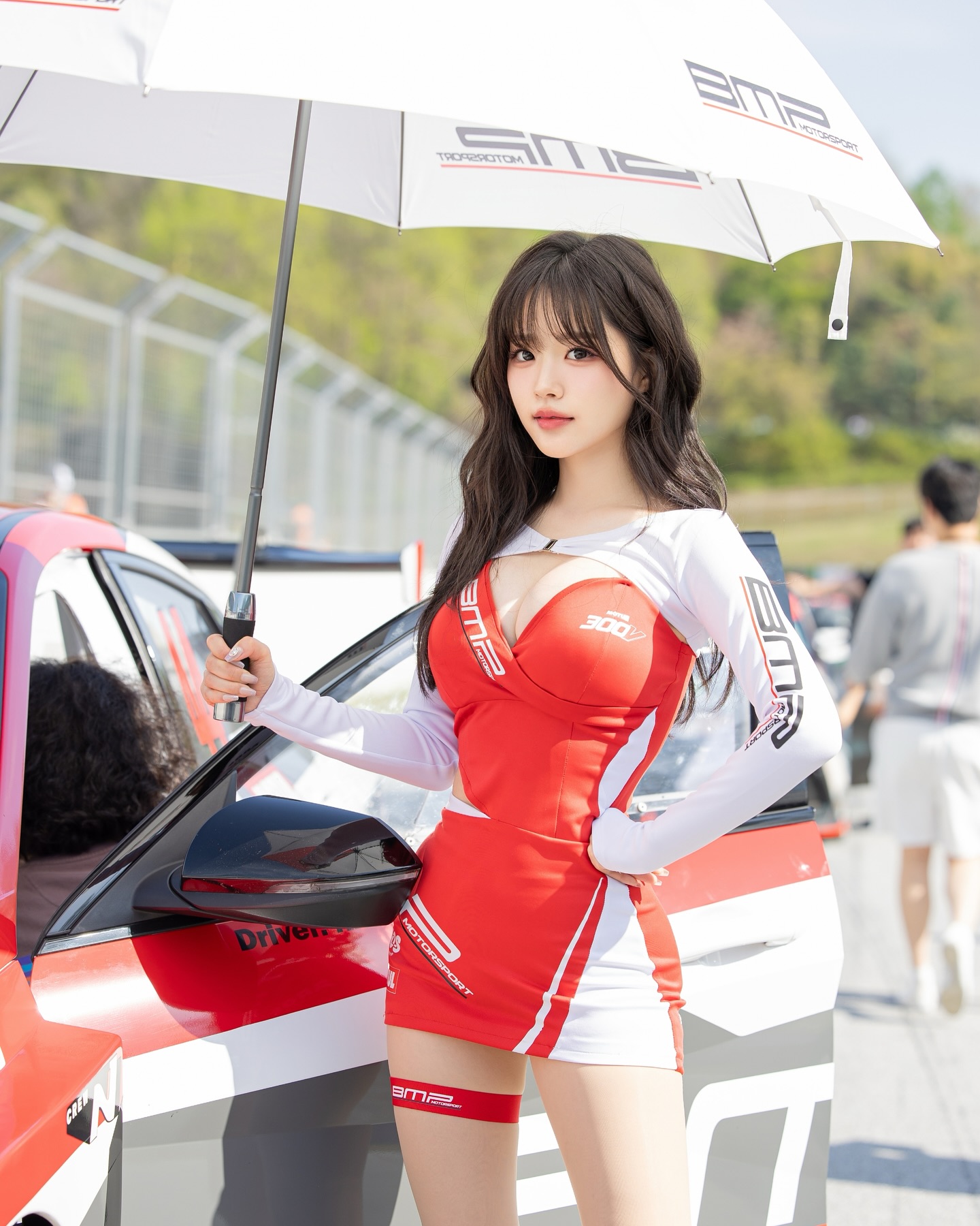 스트리머겸 레이싱 모델 홍딩굴.jpg | 인스티즈