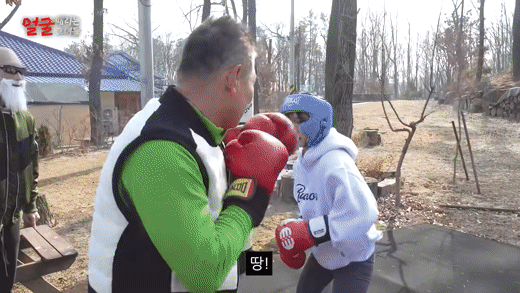 모두가 감탄한 QWER 쵸단 실력.gif | 인스티즈