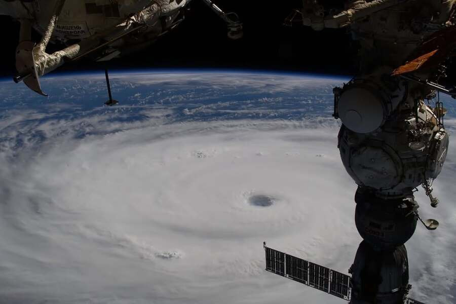 인공위성에서 본 태풍 | 인스티즈