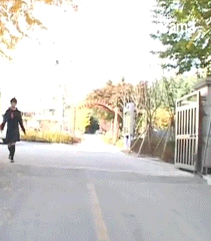 아이유 중학생이라고 해도 믿을듯 | 인스티즈