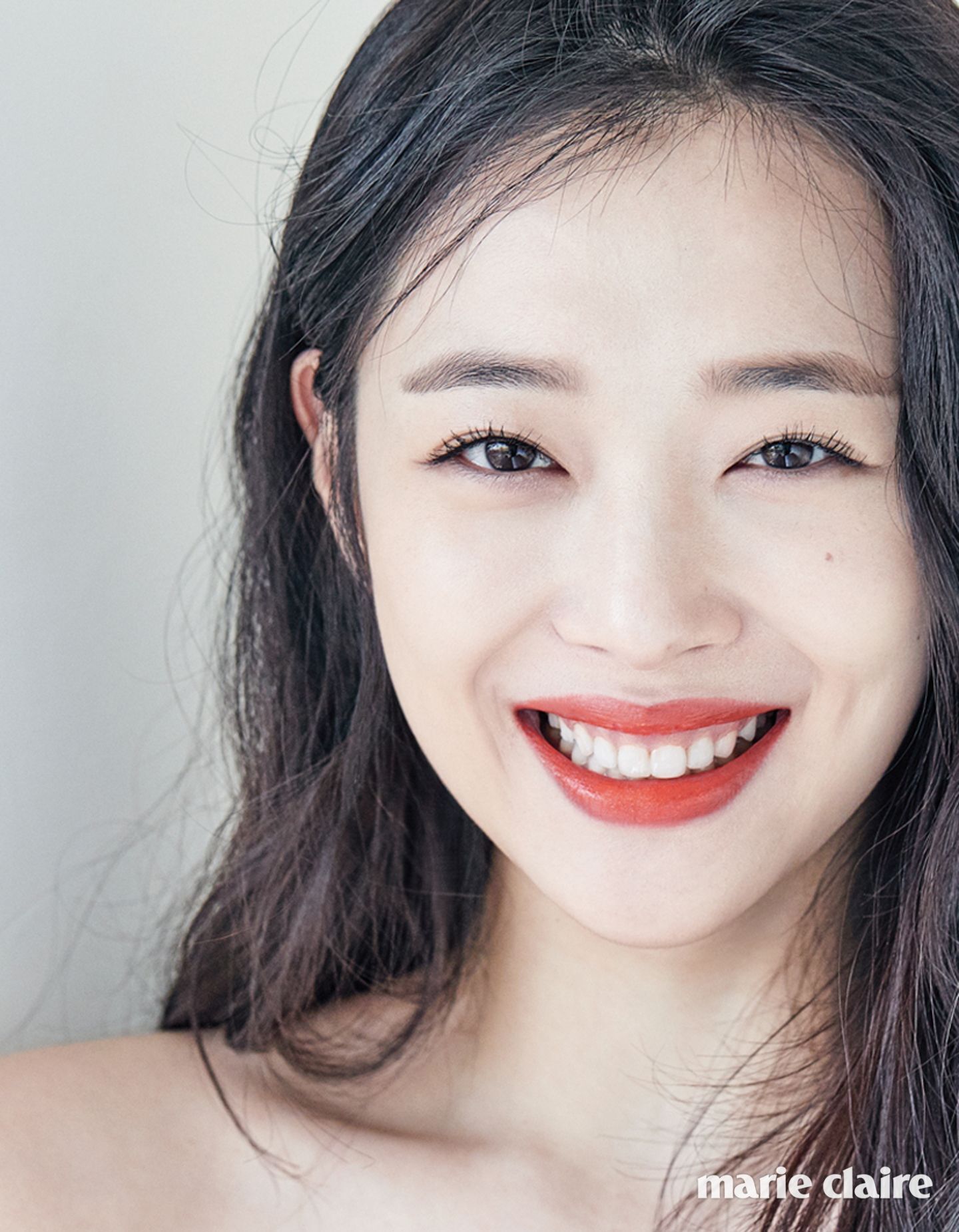 아이유가 설리를 생각하며 썼다는 노래 | 인스티즈