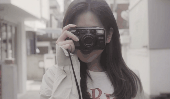 본인 생일날 역선물 해주는 만능 아이즈원 안유진 | 인스티즈