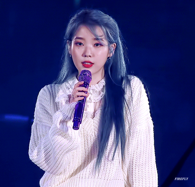 파랑머리 아이유.gif | 인스티즈