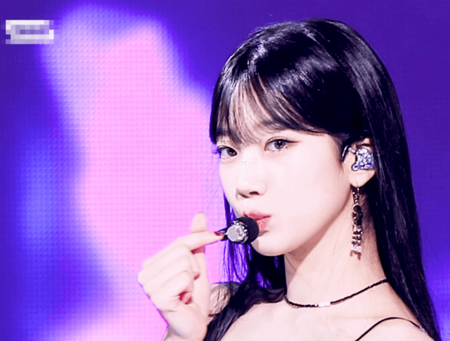 앞머리 내린 카즈하 폼 .gif | 인스티즈