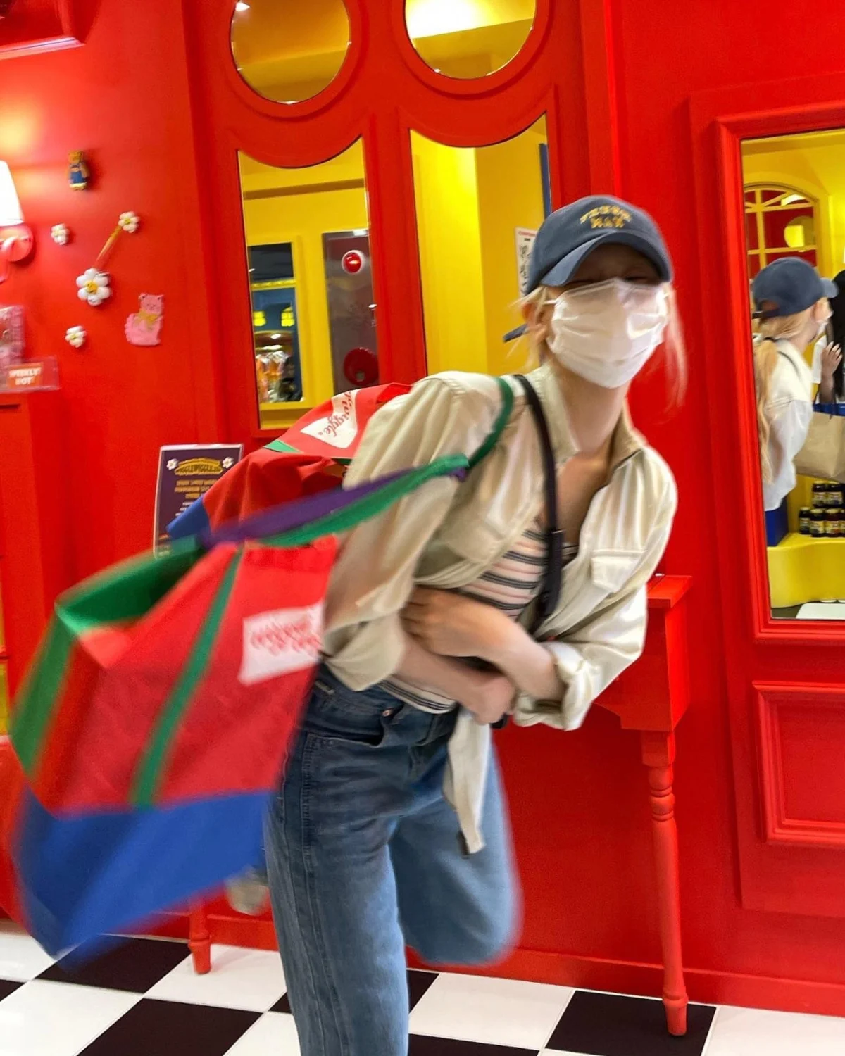 의외의 절친이라는 배우 김소현과 가수 이채연 | 인스티즈