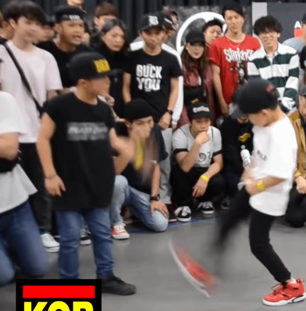 대체 커서 뭐가 되려고 벌써부터 저러는지 궁금한 아이들.gif | 인스티즈