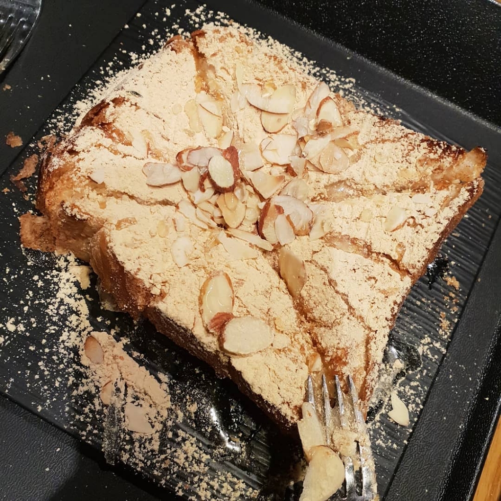 설빙에서 빙수 뺨치게 잘 팔린다는 사이드 메뉴....jpg | 인스티즈