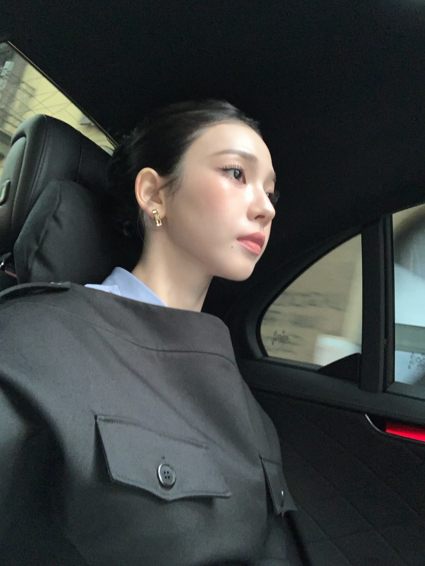 올빽머리 프라다 풀착장한 카리나 인스타 .jpg | 인스티즈