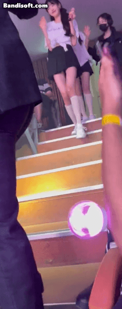 봐도 봐도 늘 새로운 아이브 장원영 다리길이.gif | 인스티즈